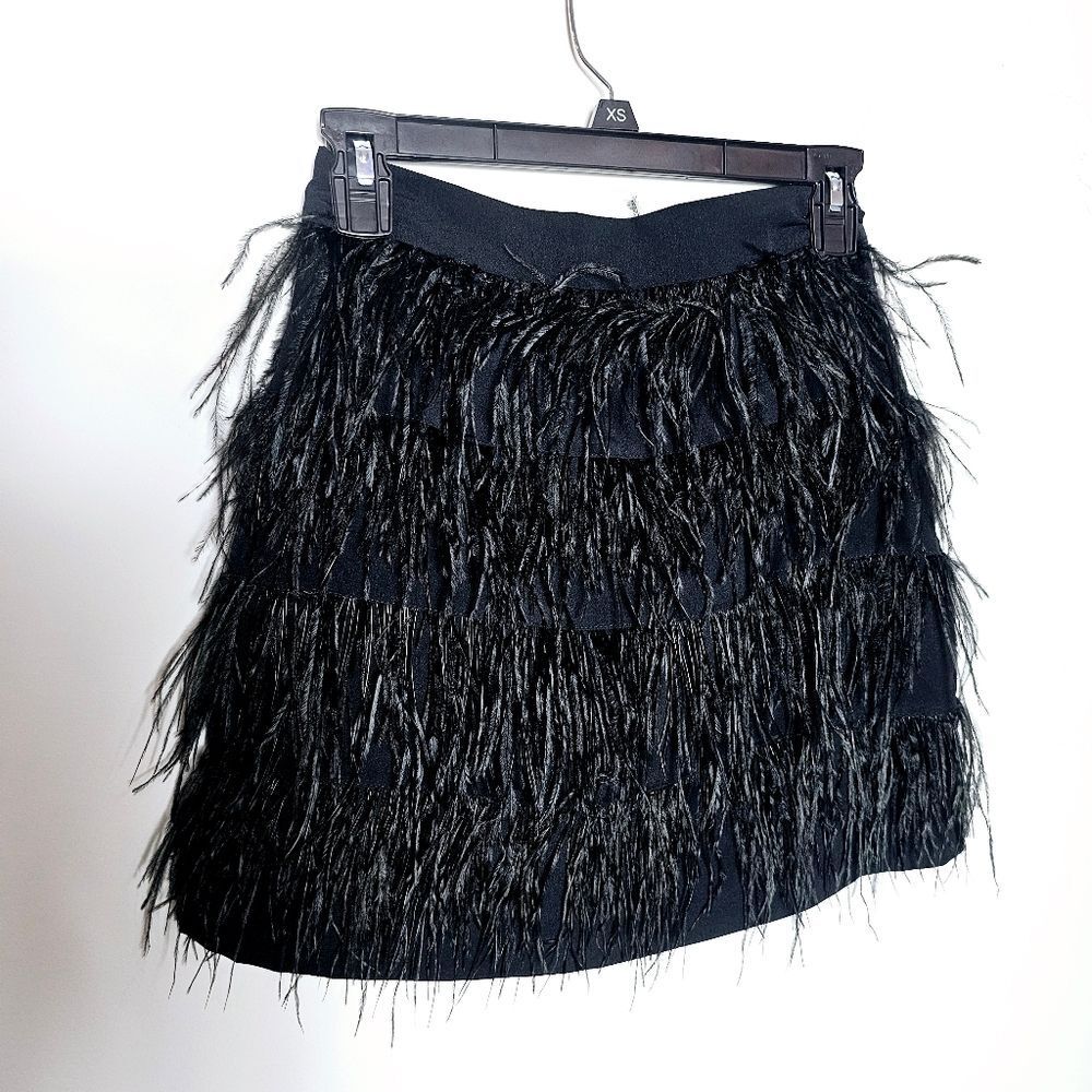 NWT GB Gianni Bini Black Feathered Tiered Mini Skirt